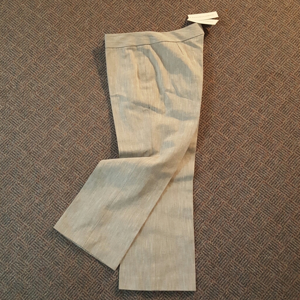 NWT Dana Buchman cropped pants